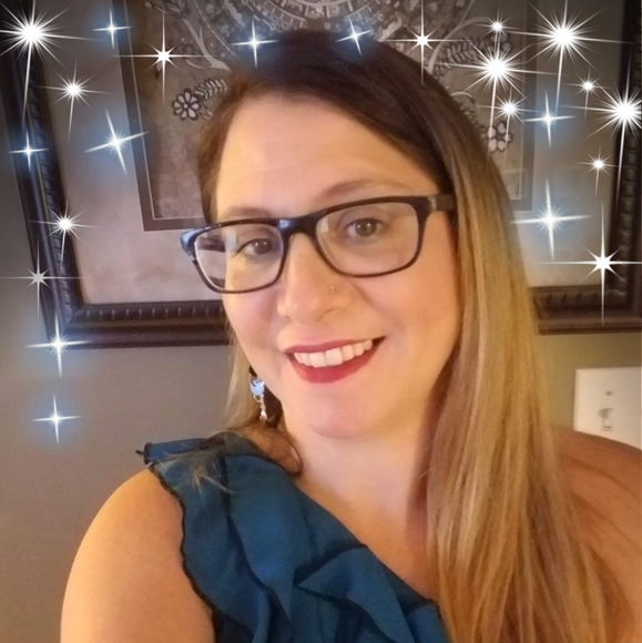 Meet your Posher, Becky - Picture 1 of 1